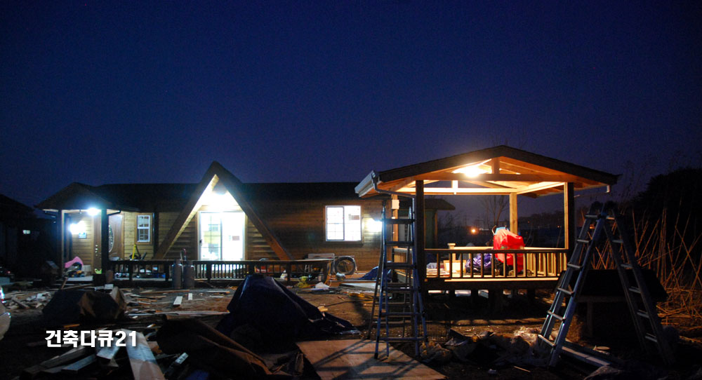 경북 성주 전원주택 숲속의 하우스 야경 